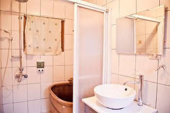 Zhuo Ye Cottage Miaoli Eksteriør billede
